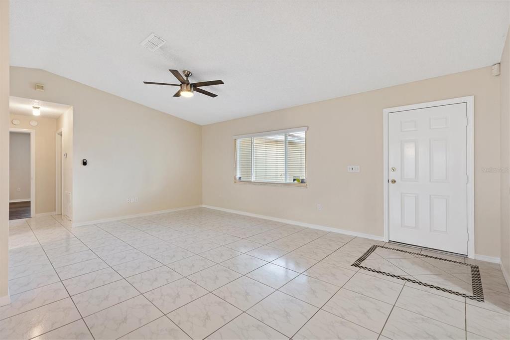 10767 Southeast 174th Loop Summerfield, FL 34491 - Photo 6 of 45