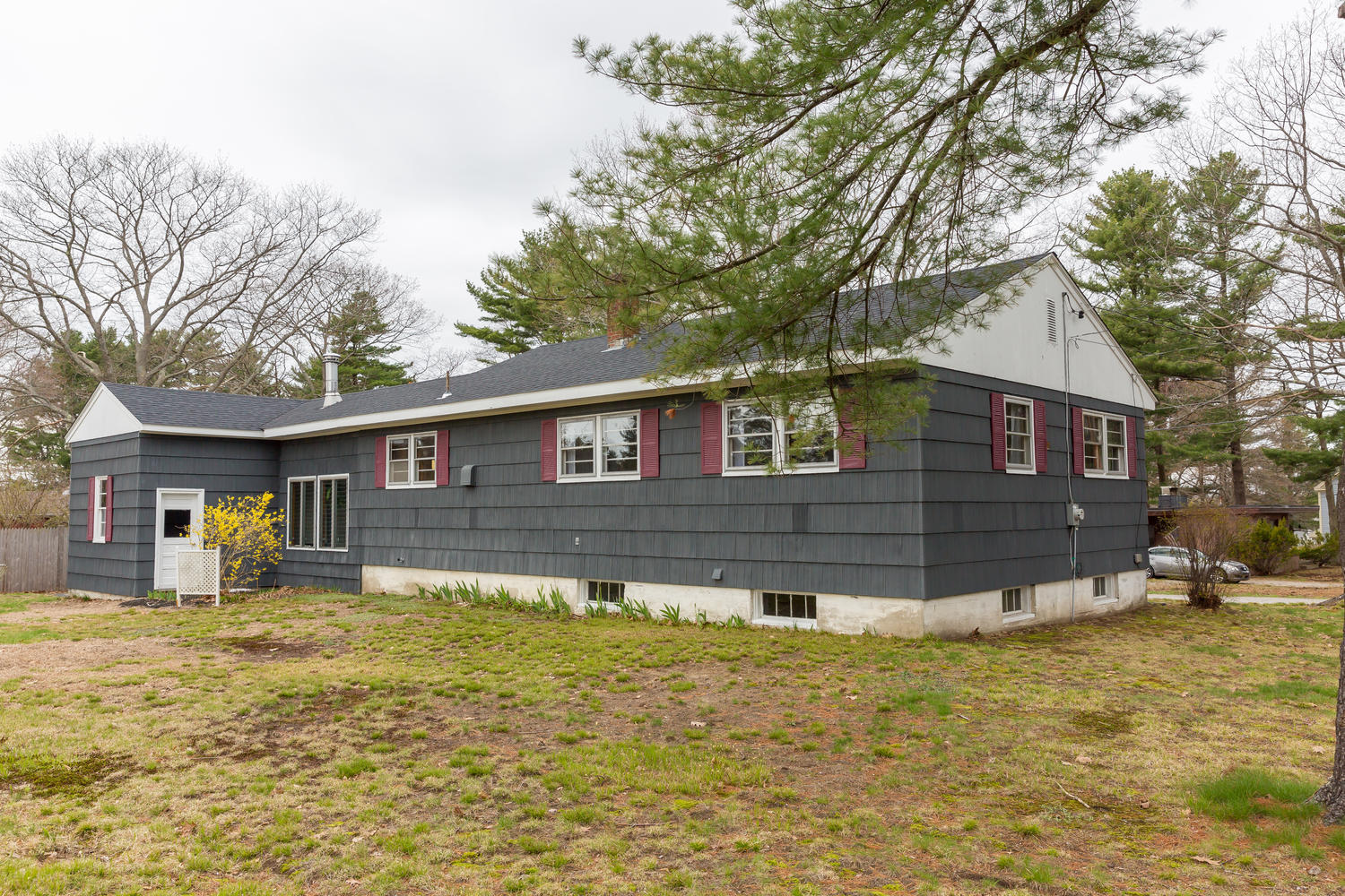 18 Robinson Road Scarborough, ME 04074 - Photo 28 of 34 Backyard