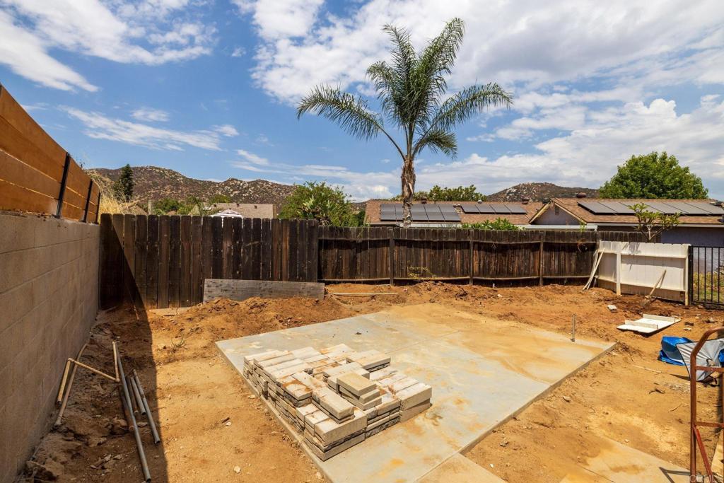 10166 Trocha De Penni Lakeside, CA 92040 - Photo 30 of 33