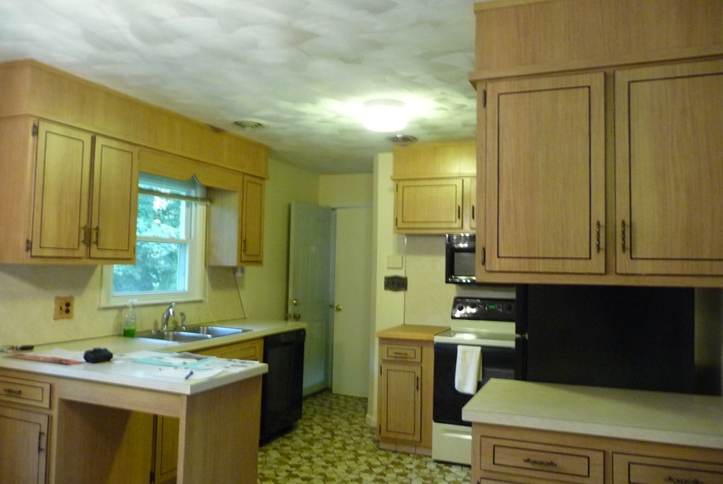 57 Bremen Street Springfield, MA 01108 - Photo 14 of 16 Gallery Image 14