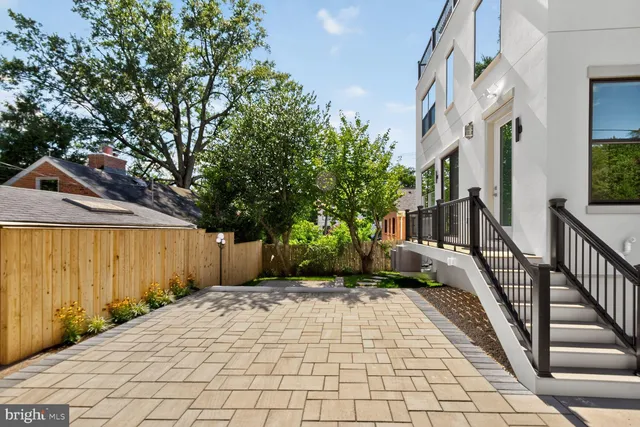 $2,995,000 | 5310 Cathedral Avenue Northwest, Washington, DC 20016