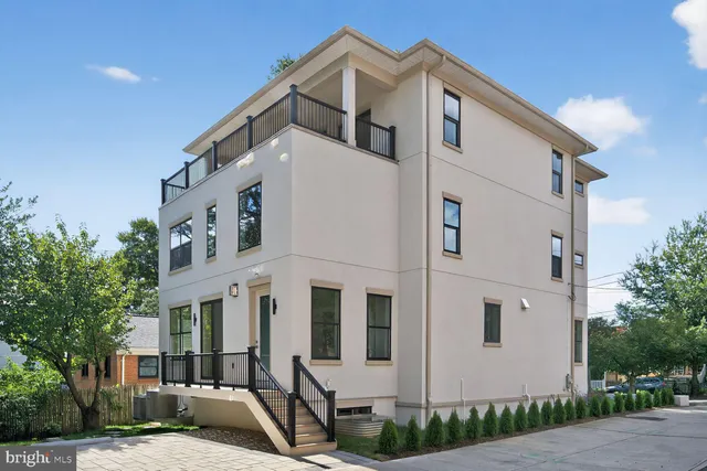 $2,995,000 | 5310 Cathedral Avenue Northwest, Washington, DC 20016