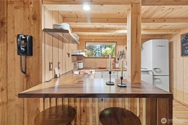 a close view of dining table