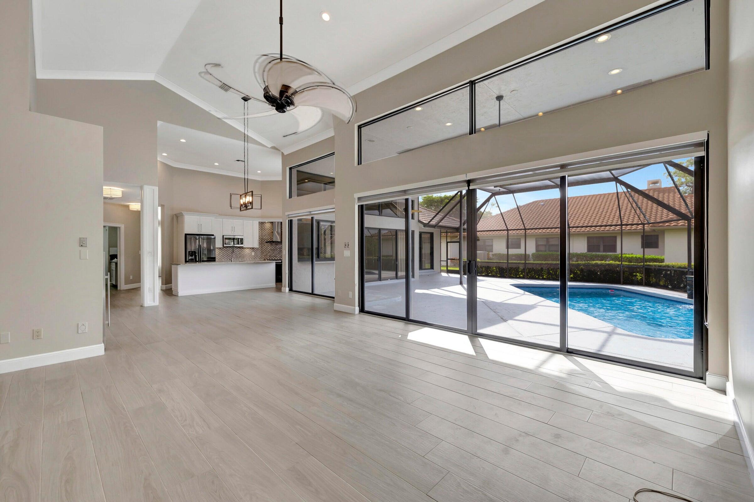 4875 Hunters Way Boca Raton, FL 33434 - Photo 8 of 43 Family Room