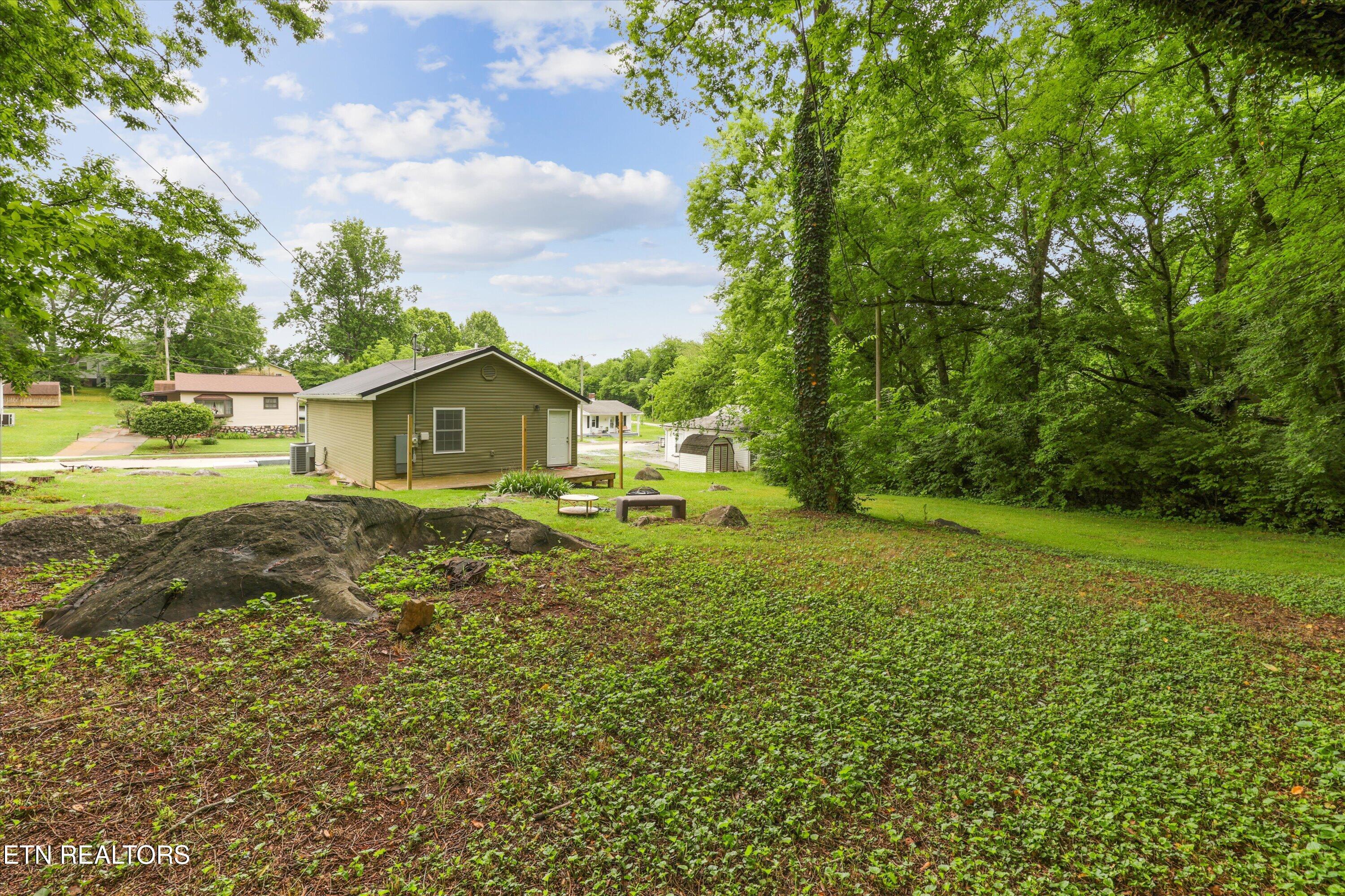 280 West Newcomen Street Alcoa, TN 37701 - Photo 26 of 28 26-280 W Newcomen St 23 - Copy