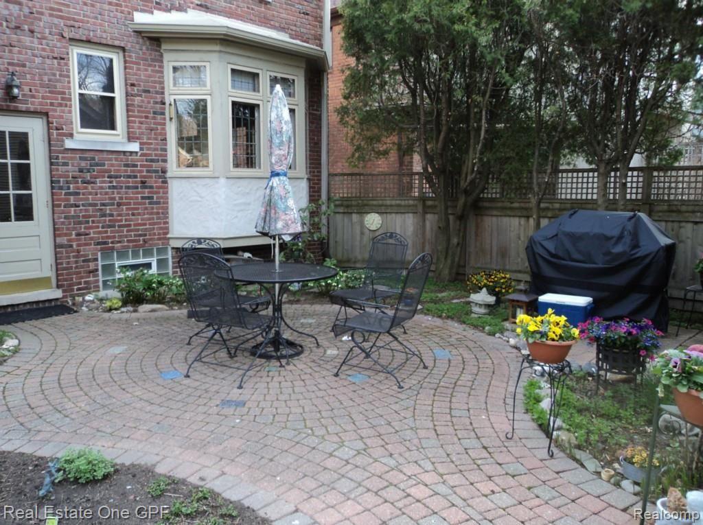 256 Moran Road Grosse Pointe, MI 48236 - Photo 16 of 20 16 DSC01197.jpg
