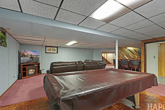 $369,000 | 34945 North Leonard Avenue, Ingleside, IL 60041