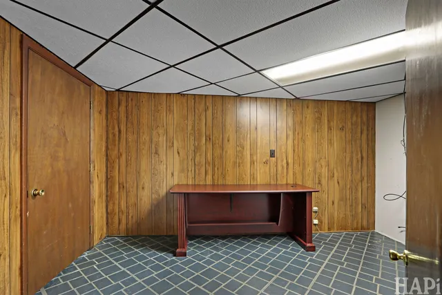 $369,000 | 34945 North Leonard Avenue, Ingleside, IL 60041