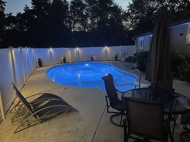 $369,000 | 34945 North Leonard Avenue, Ingleside, IL 60041