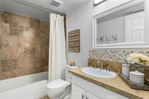 $920,000 | 400 Lake Street, Unit 105, Huntington Beach, CA 92648