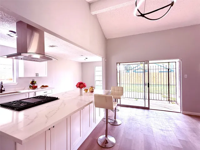 $259,900 | 12071 Plumbrook Drive, Houston, TX 77099