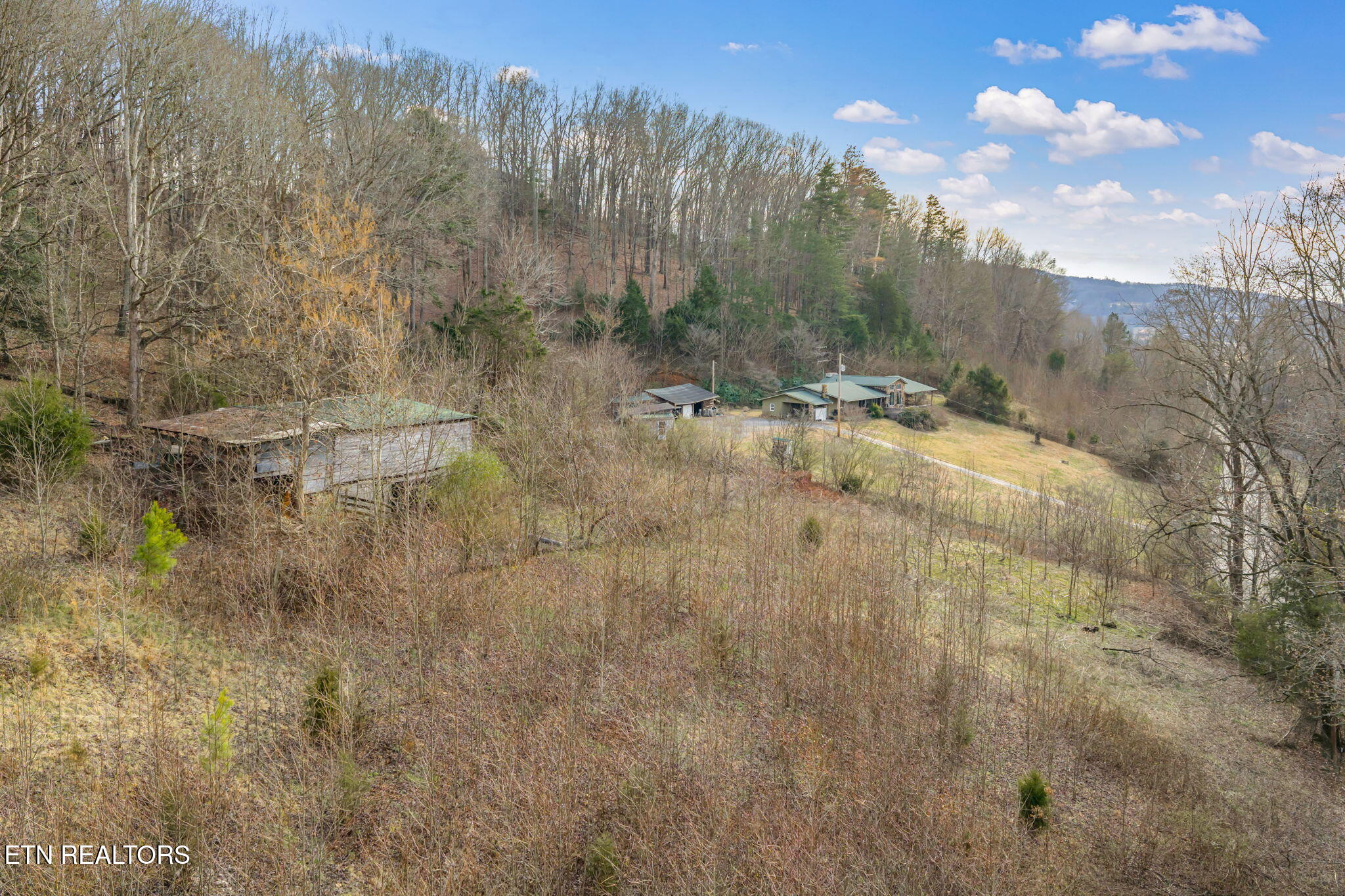 2410 Sugar Grove Valley Road Harriman, TN 37748 - Photo 27 of 51 25-web-or-mls-2410 Sugar Grove Valley-25