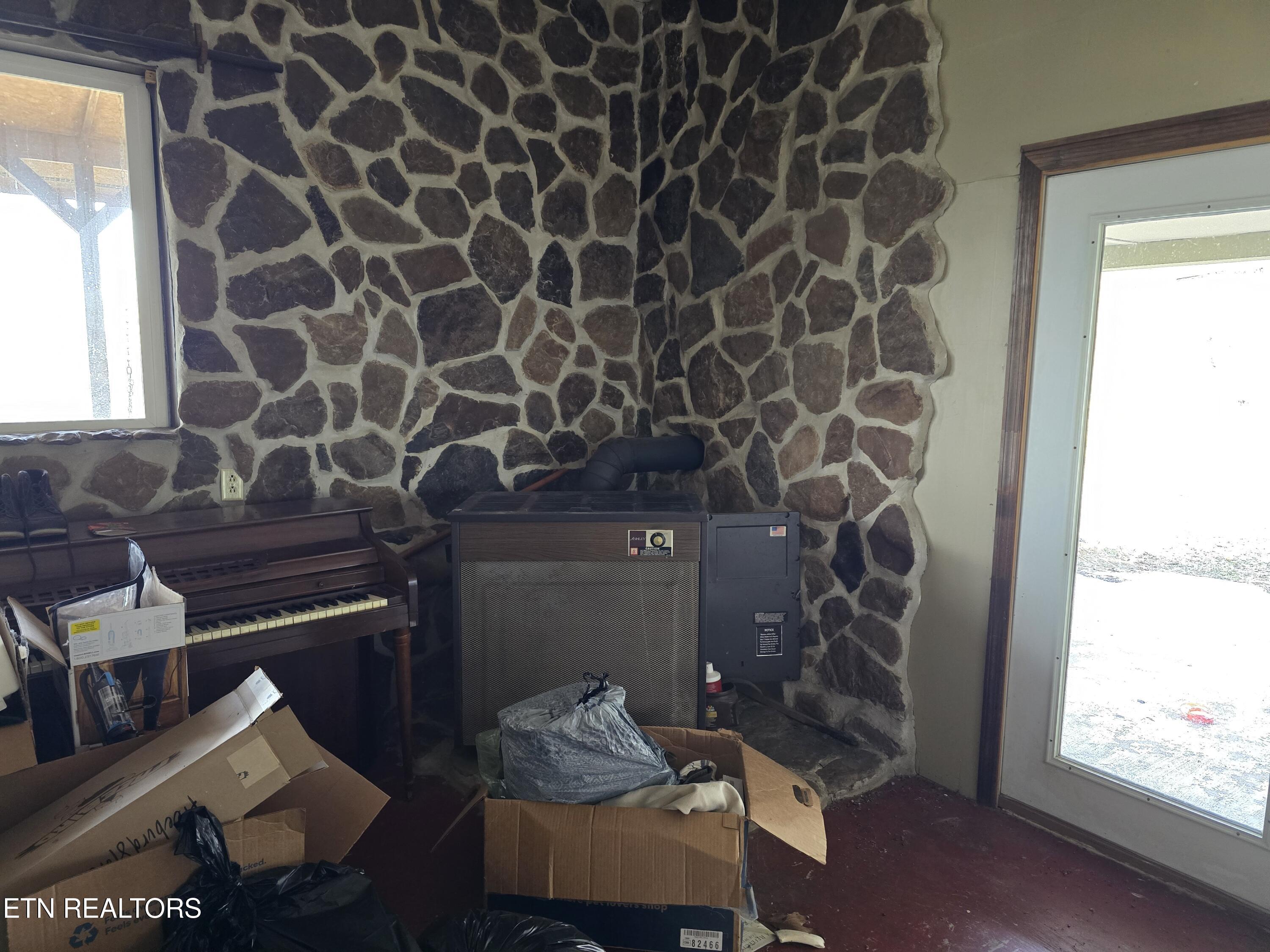 2410 Sugar Grove Valley Road Harriman, TN 37748 - Photo 35 of 51 20260206_123332