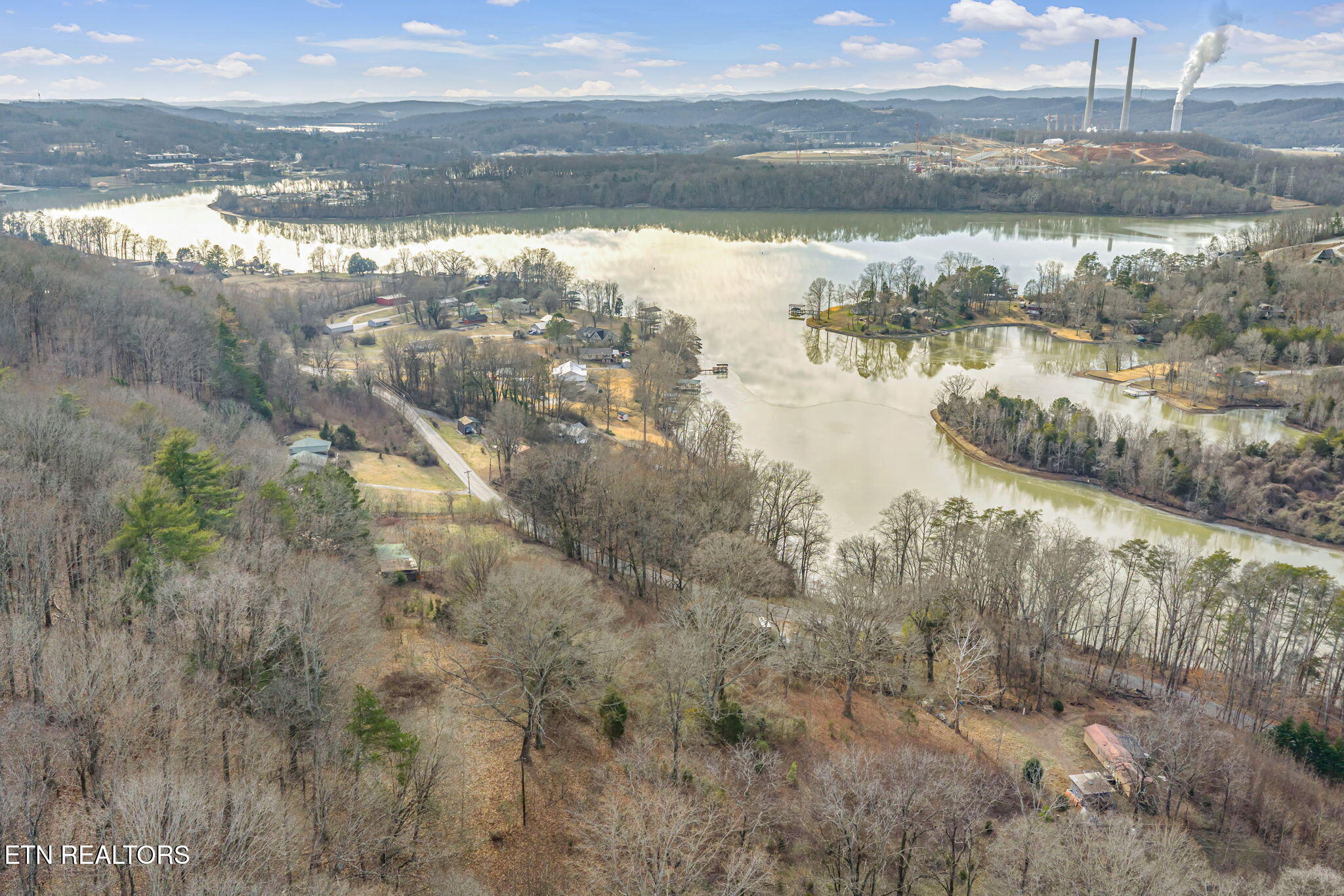 2410 Sugar Grove Valley Road Harriman, TN 37748 - Photo 8 of 51 14-web-or-mls-2410 Sugar Grove Valley-14