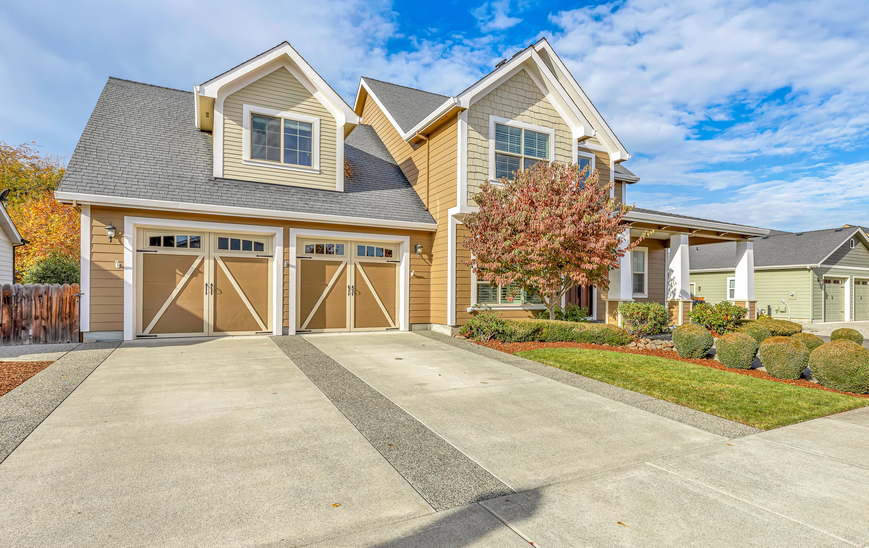 817 Buck Point Street Central Point, OR 97502 - Photo 3 of 47 9R9A9994