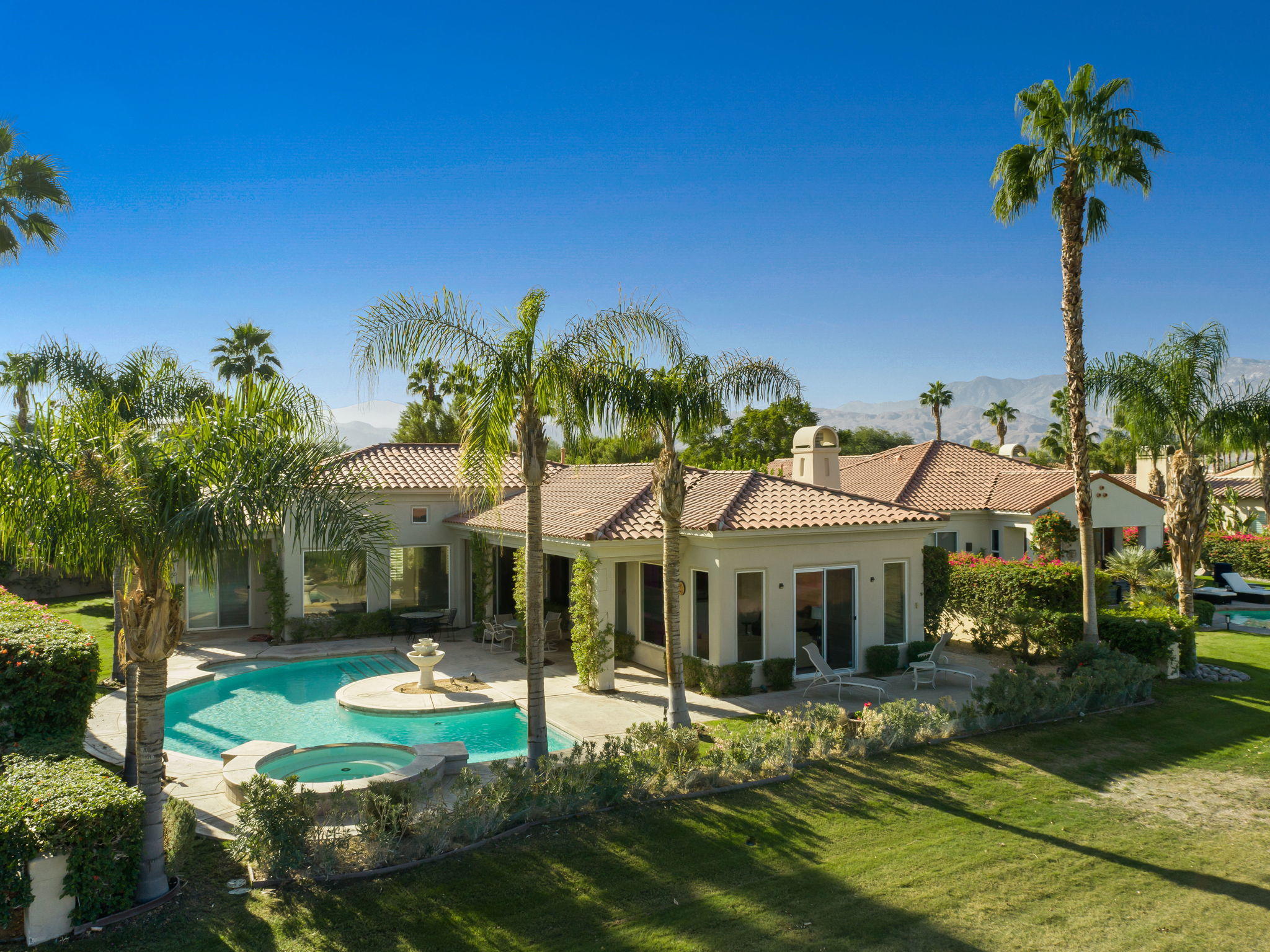 315 Loch Lomond Road Rancho Mirage, CA 92270 - Photo 1 of 46 9-web-or-mls-JVLochLomond1120_009