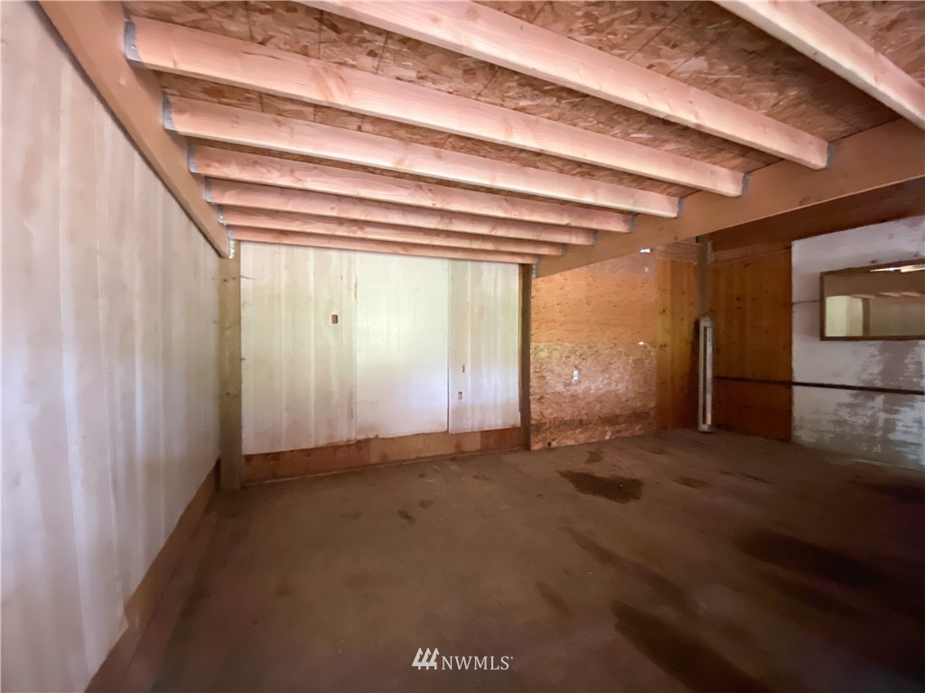 18501 Southeast 216th Street Renton, WA 98058 - Photo 13 of 34 Gallery Image 13