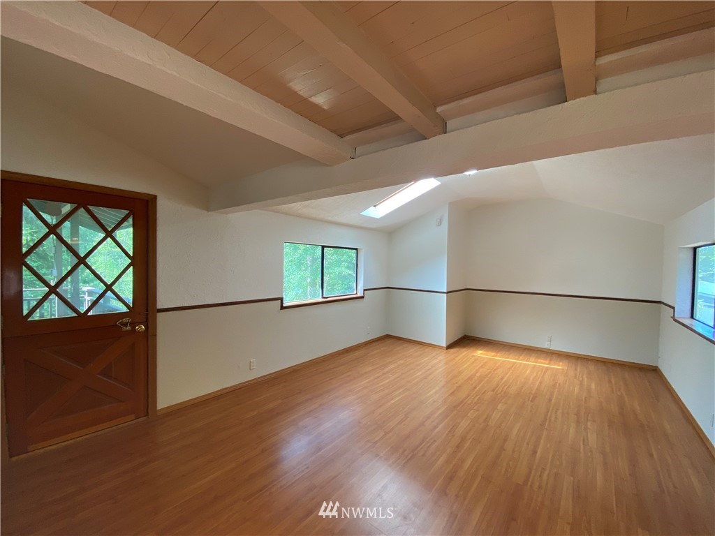 18501 Southeast 216th Street Renton, WA 98058 - Photo 17 of 34 Gallery Image 17