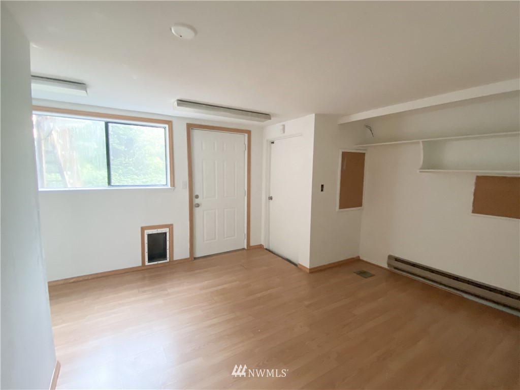 18501 Southeast 216th Street Renton, WA 98058 - Photo 30 of 34 Gallery Image 30