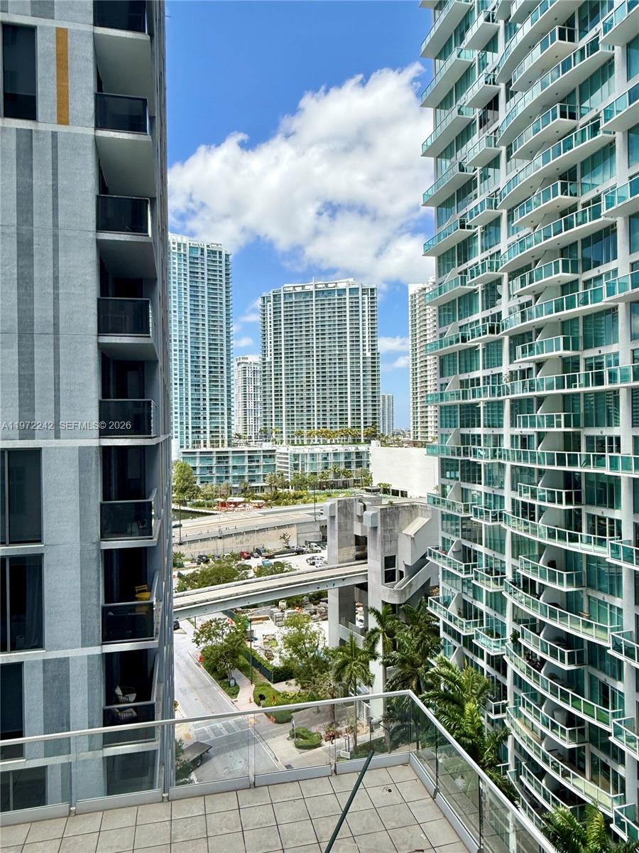55 Southeast 6th Street, Unit 1201 Miami, FL 33131 - Photo 12 of 26 a picture of a door