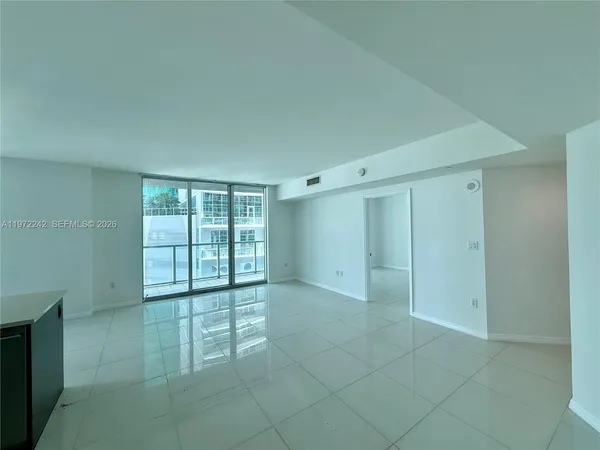 $4,250 | 55 Southeast 6th Street, Unit 1201, Miami, FL 33131