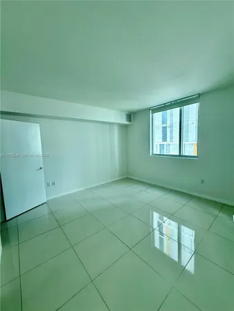 $4,250 | 55 Southeast 6th Street, Unit 1201, Miami, FL 33131