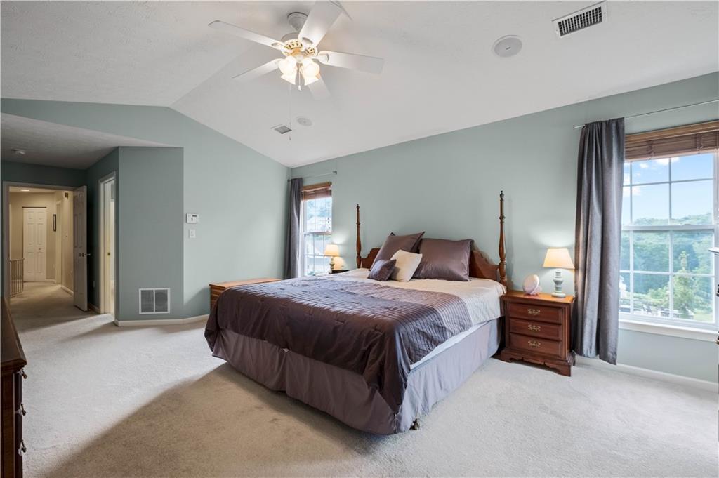 9750 Grosick Road Pittsburgh, PA 15237 - Photo 11 of 25