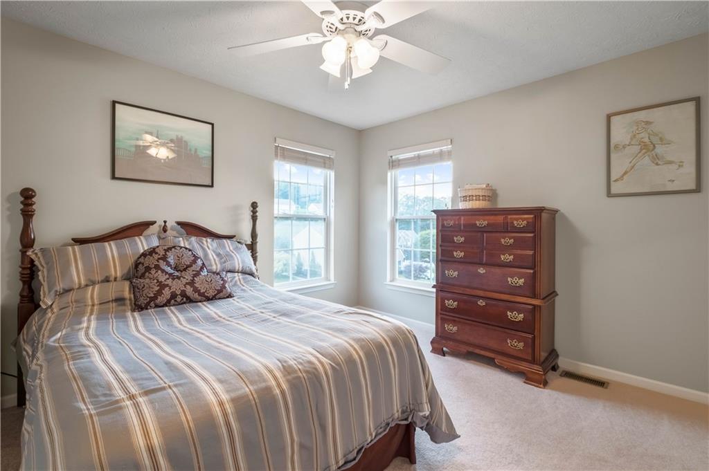 9750 Grosick Road Pittsburgh, PA 15237 - Photo 14 of 25