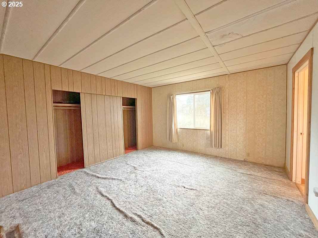 504 5th Street Wasco, OR 97065 - Photo 13 of 18 Primary Bedroom