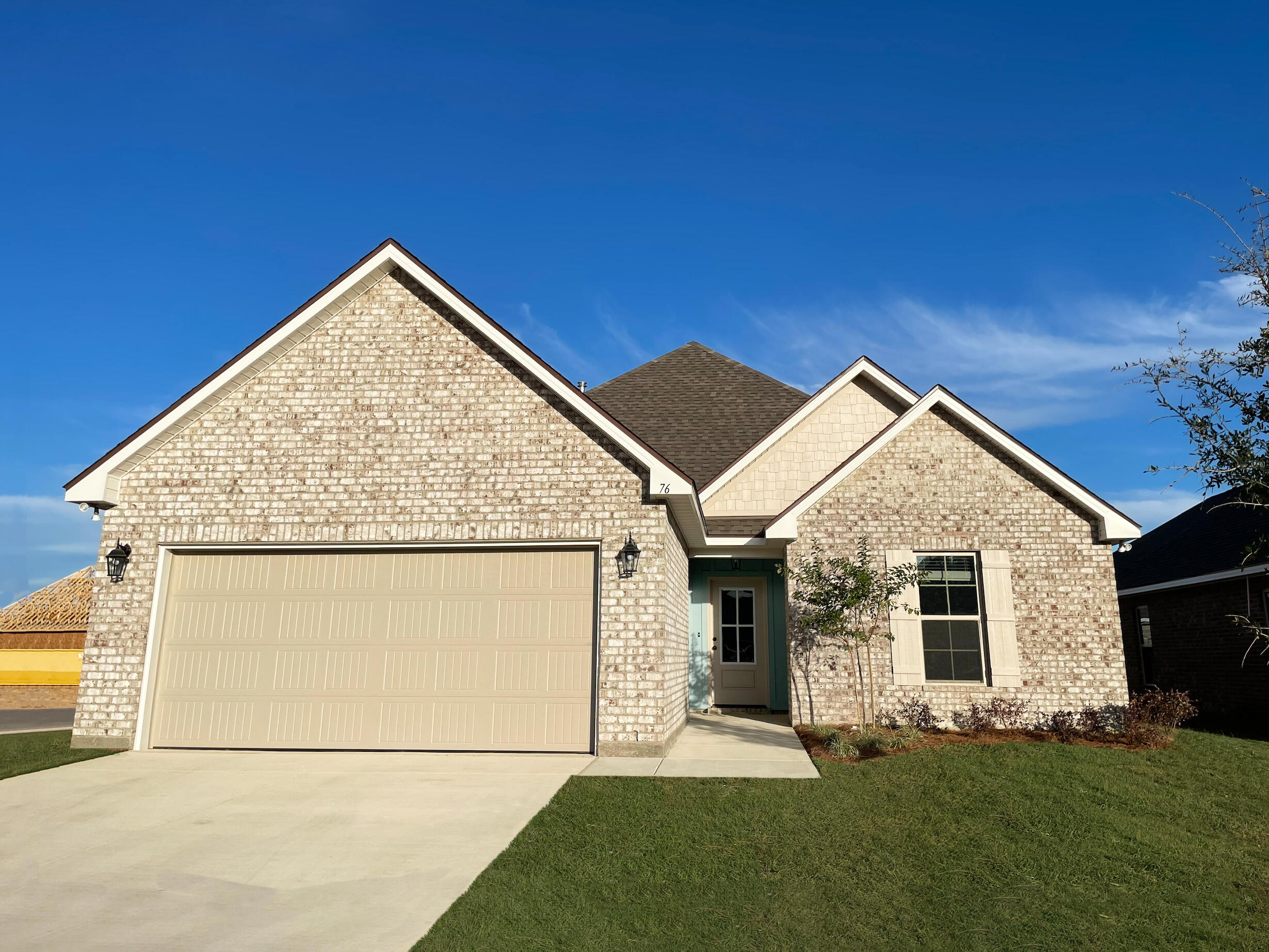 76 Alley Oak Lane Freeport, FL 32439 - Photo 1 of 9 3BL234