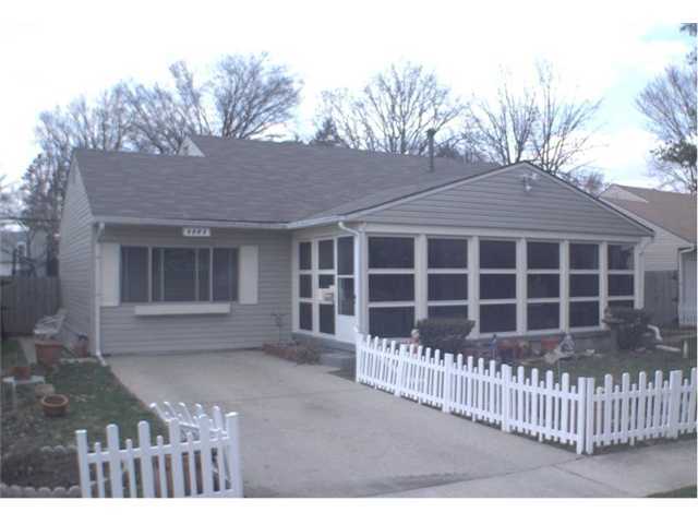 1083 Lockwood Road Columbus, OH 43227 - Photo 1 of 10