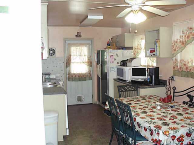 1083 Lockwood Road Columbus, OH 43227 - Photo 3 of 10