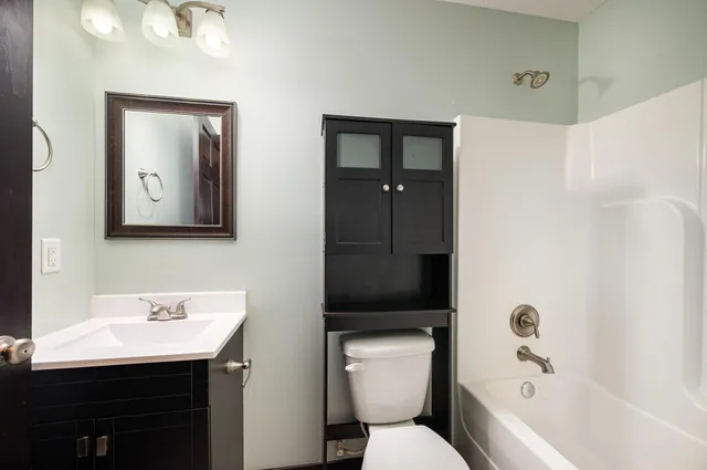 $299,000 | 905 Wencel Avenue Northeast, New Prague, MN 56071