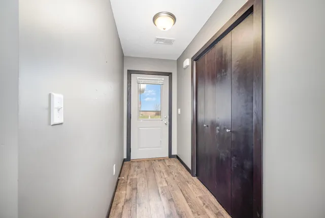 $299,000 | 905 Wencel Avenue Northeast, New Prague, MN 56071