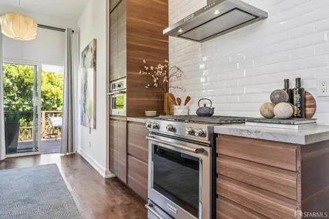 $995,000 | 215 Arkansas Street, San Francisco, CA 94107