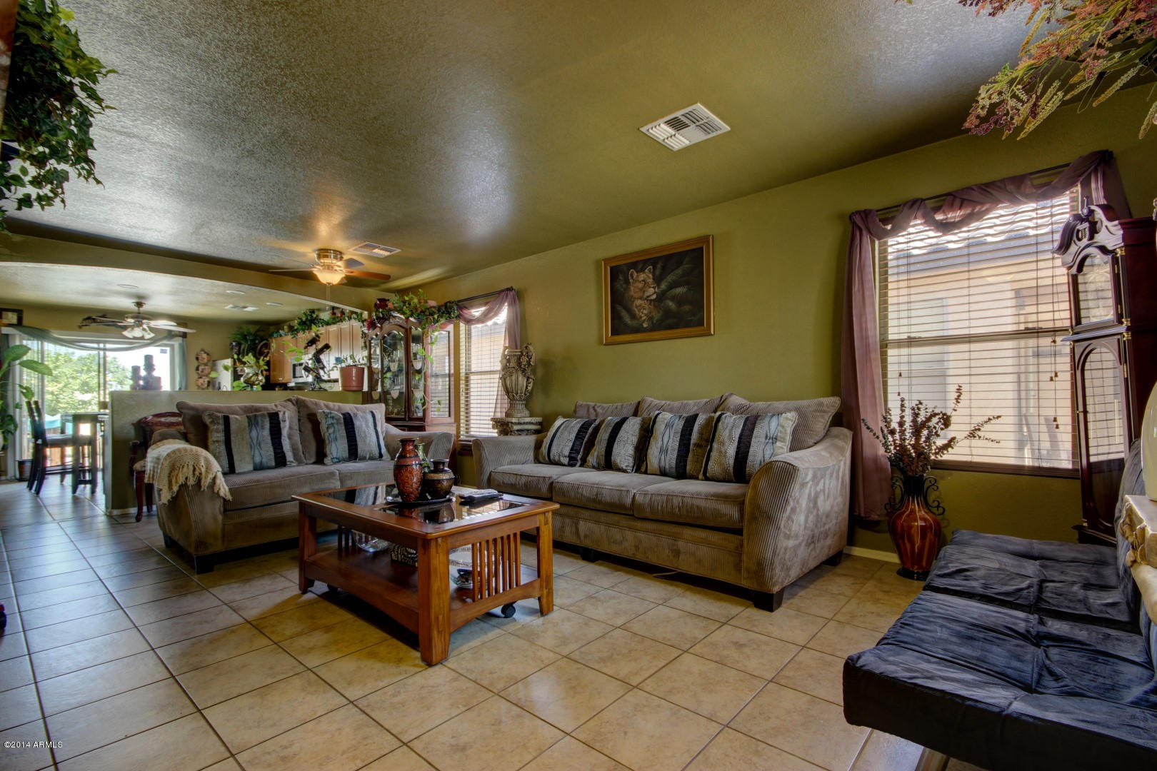 9614 West Payson Road Tolleson, AZ 85353 - Photo 6 of 21 Spacious family room