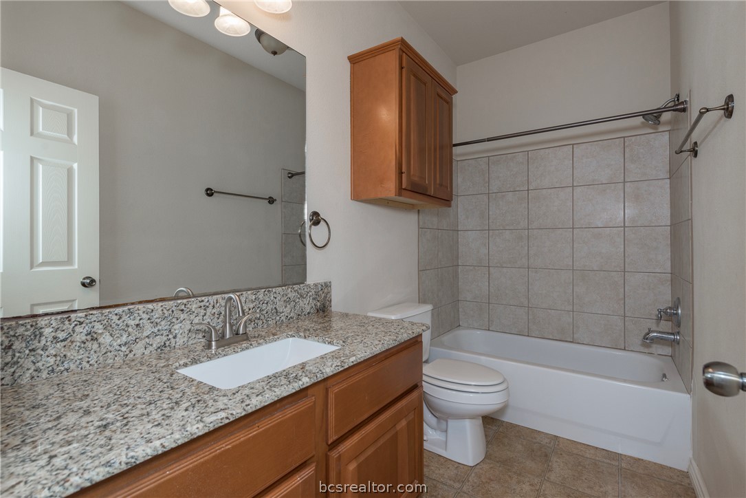 1425 West Villa Maria Road, Unit 903 Bryan, TX 77801 - Photo 20 of 24