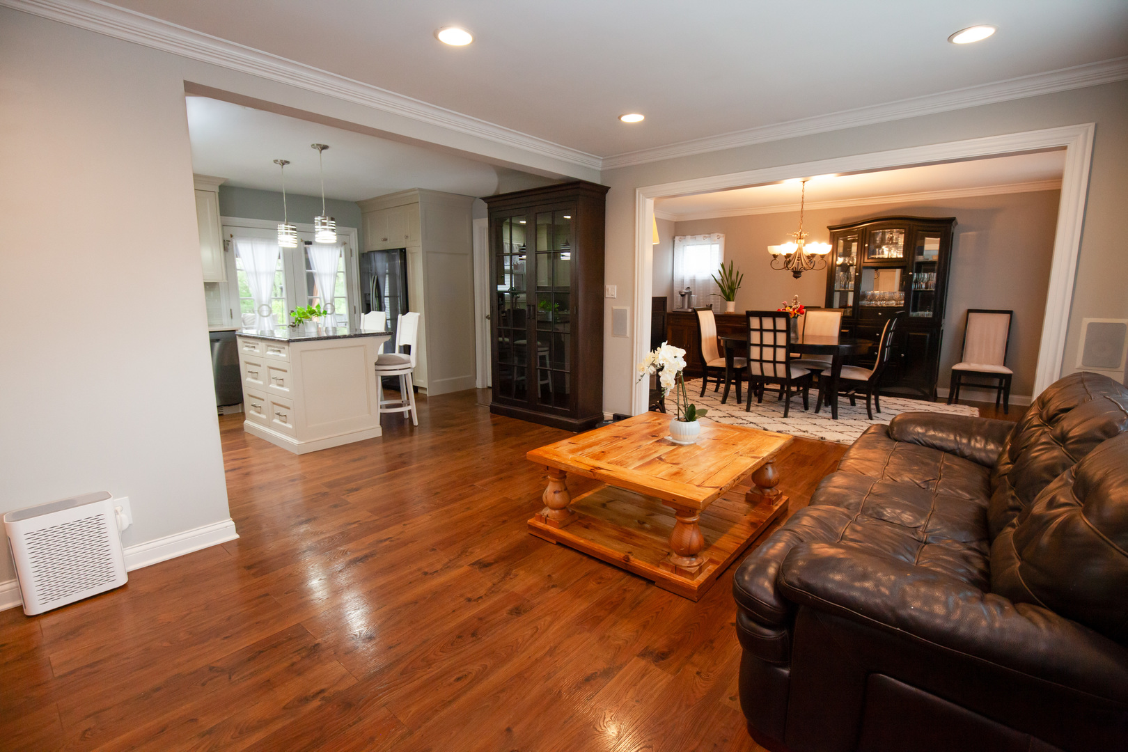 813 Parkside Court Streamwood, IL 60107 - Photo 7 of 25