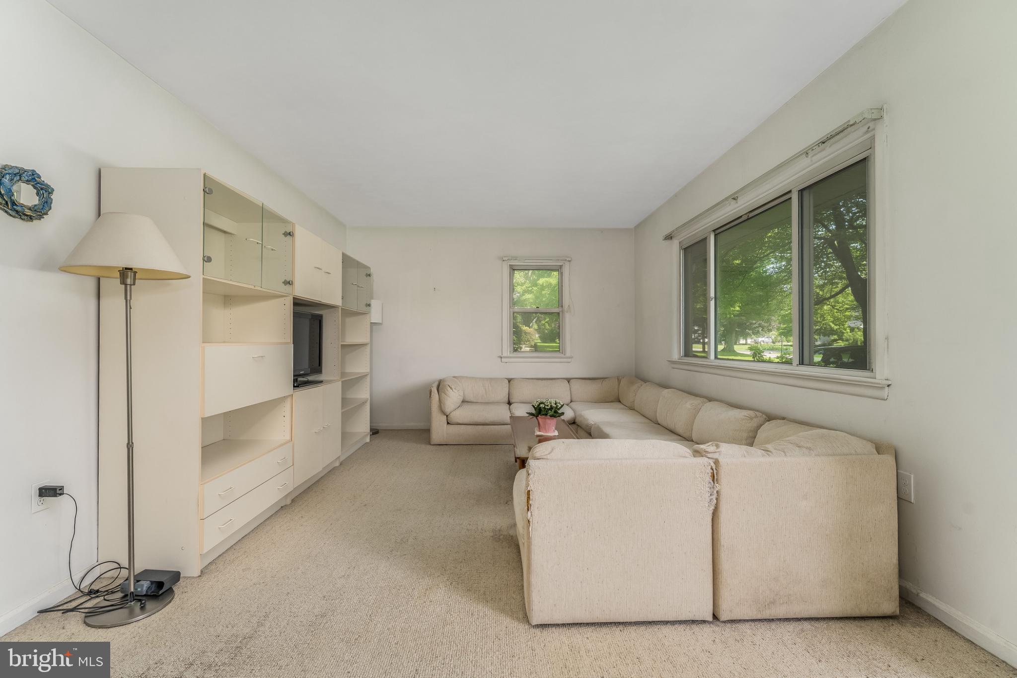 25 New Road Lambertville, NJ 08530 - Photo 6 of 35