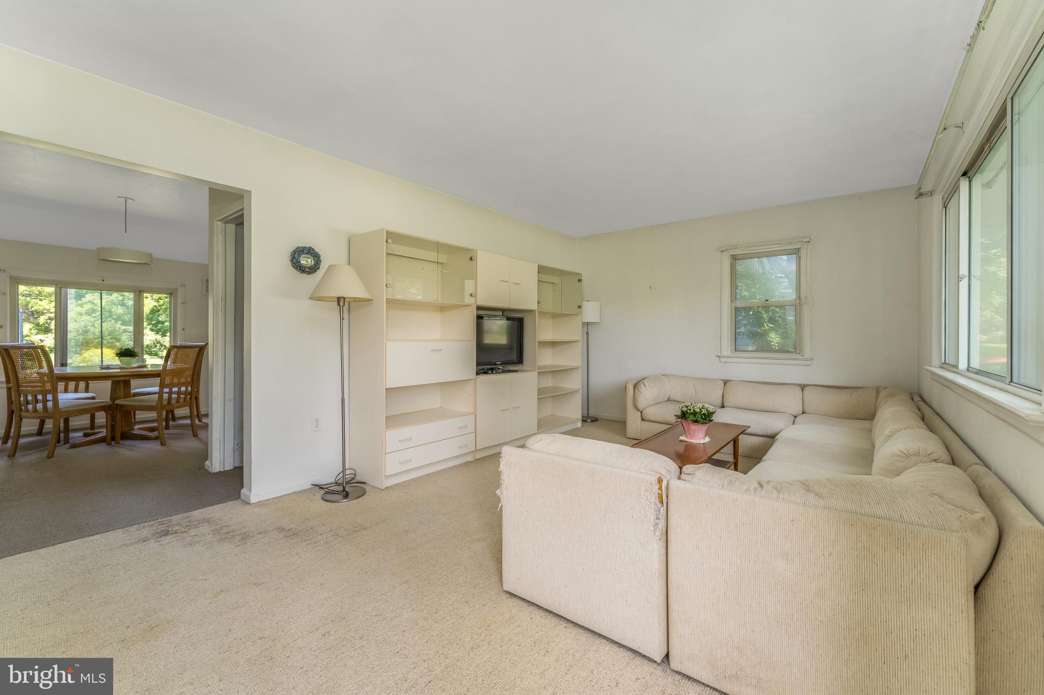 25 New Road Lambertville, NJ 08530 - Photo 7 of 35