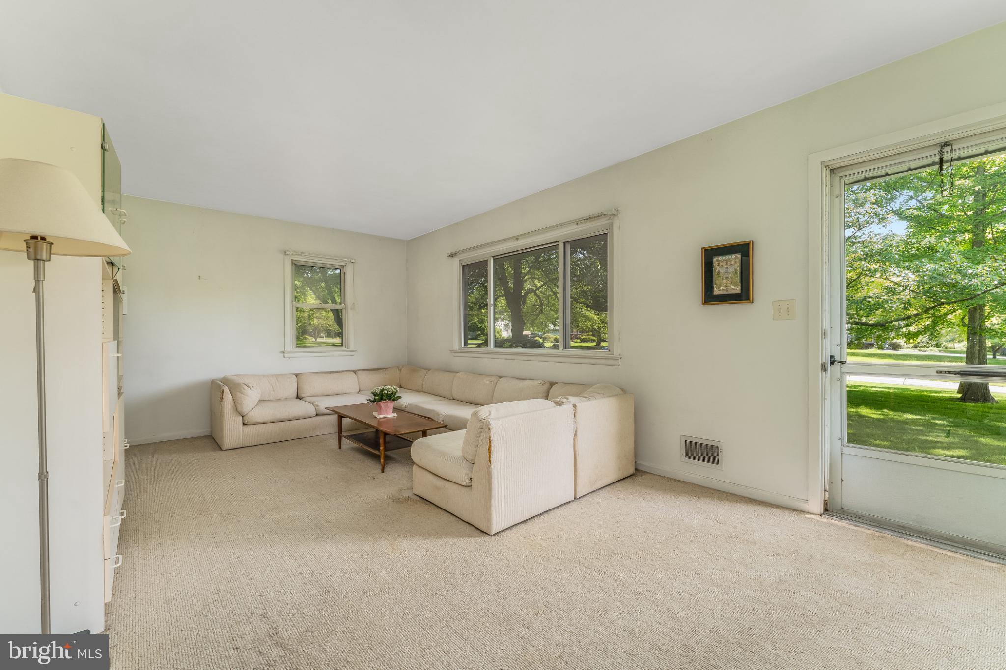 25 New Road Lambertville, NJ 08530 - Photo 8 of 35