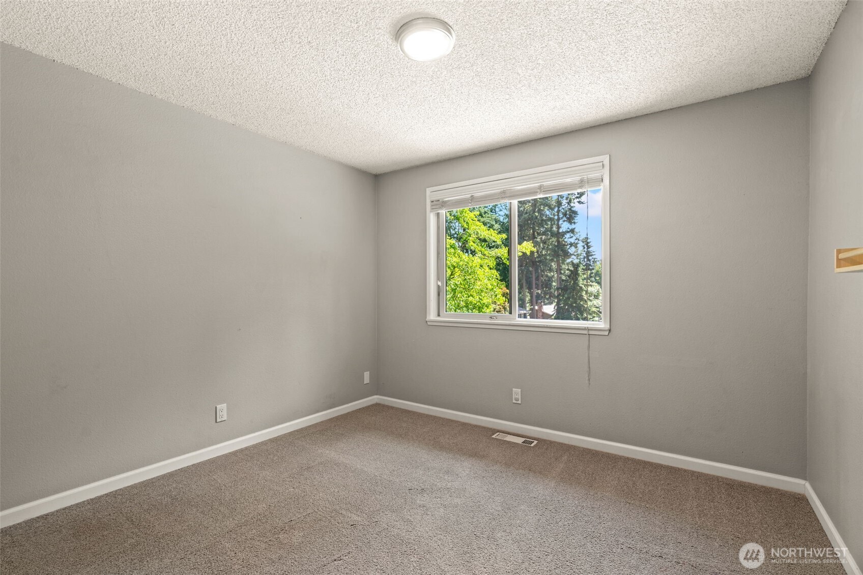 10614 Northeast 149th Street Bothell, WA 98011 - Photo 14 of 28 Gallery Image 14