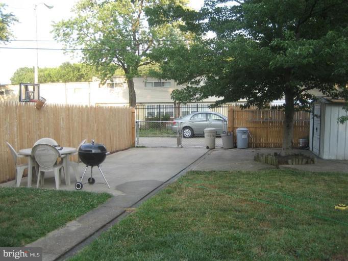 1655 Poles Road Essex, MD 21221 - Photo 4 of 10 Back yard