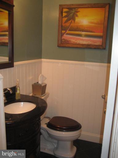1655 Poles Road Essex, MD 21221 - Photo 5 of 10 Bath #2