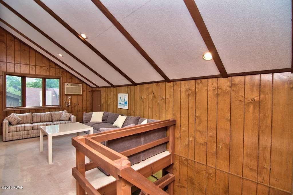 2045 Roamingwood Road Lake Ariel, PA 18436 - Photo 27 of 88