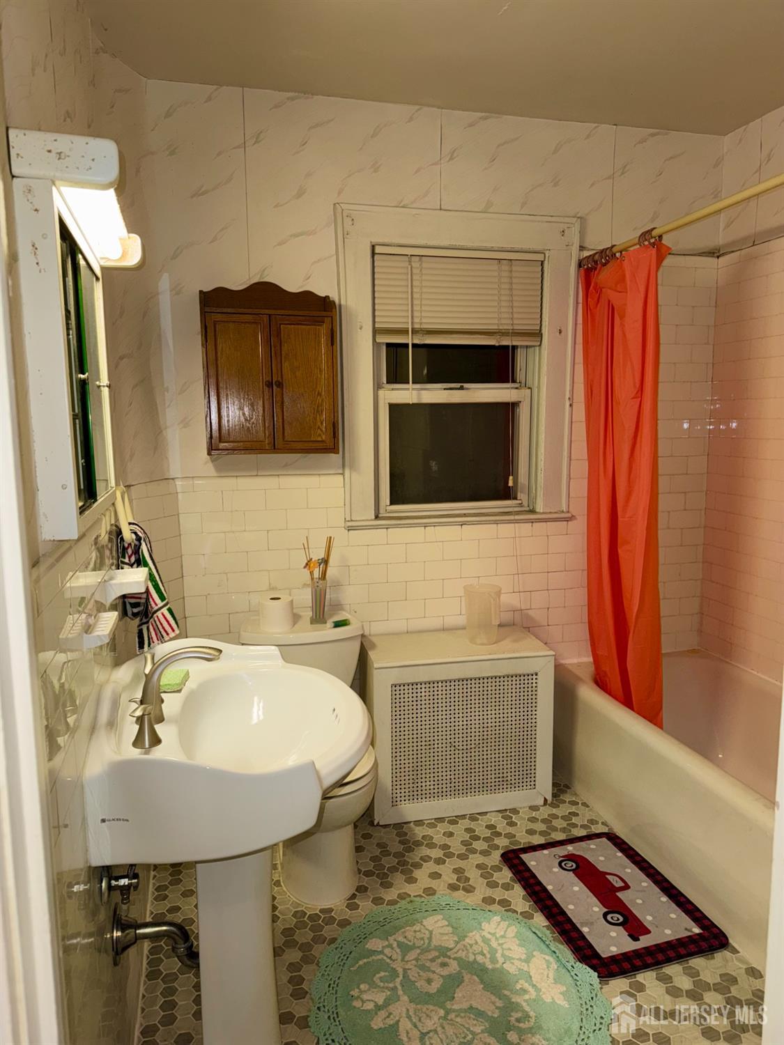 76 Wolf Place Hillside, NJ 07205 - Photo 11 of 27