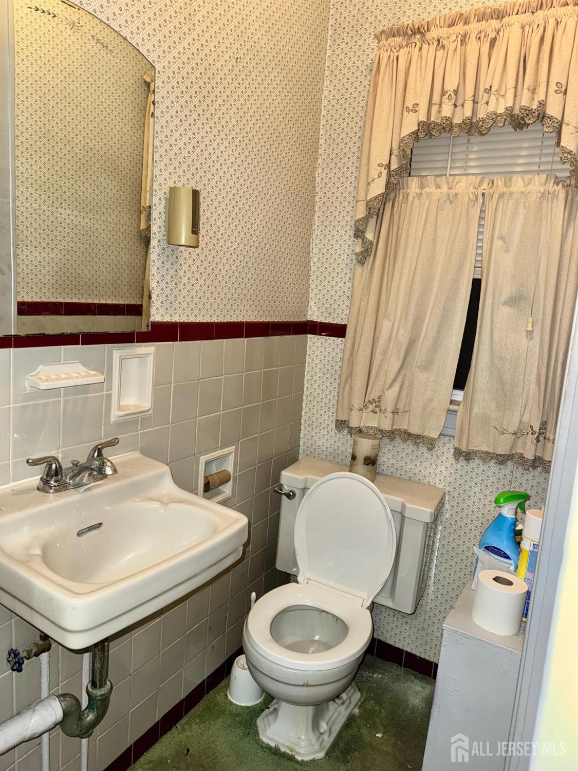 76 Wolf Place Hillside, NJ 07205 - Photo 18 of 27