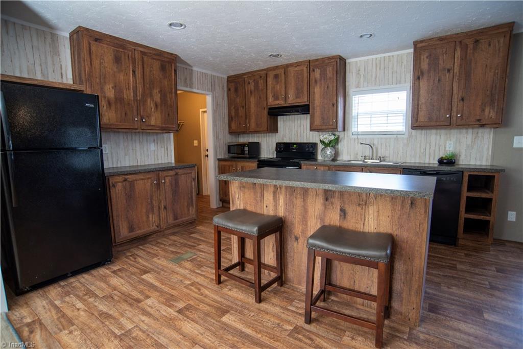 399 Shaw Road Elon, NC 27244 - Photo 8 of 15 Gallery Image 8