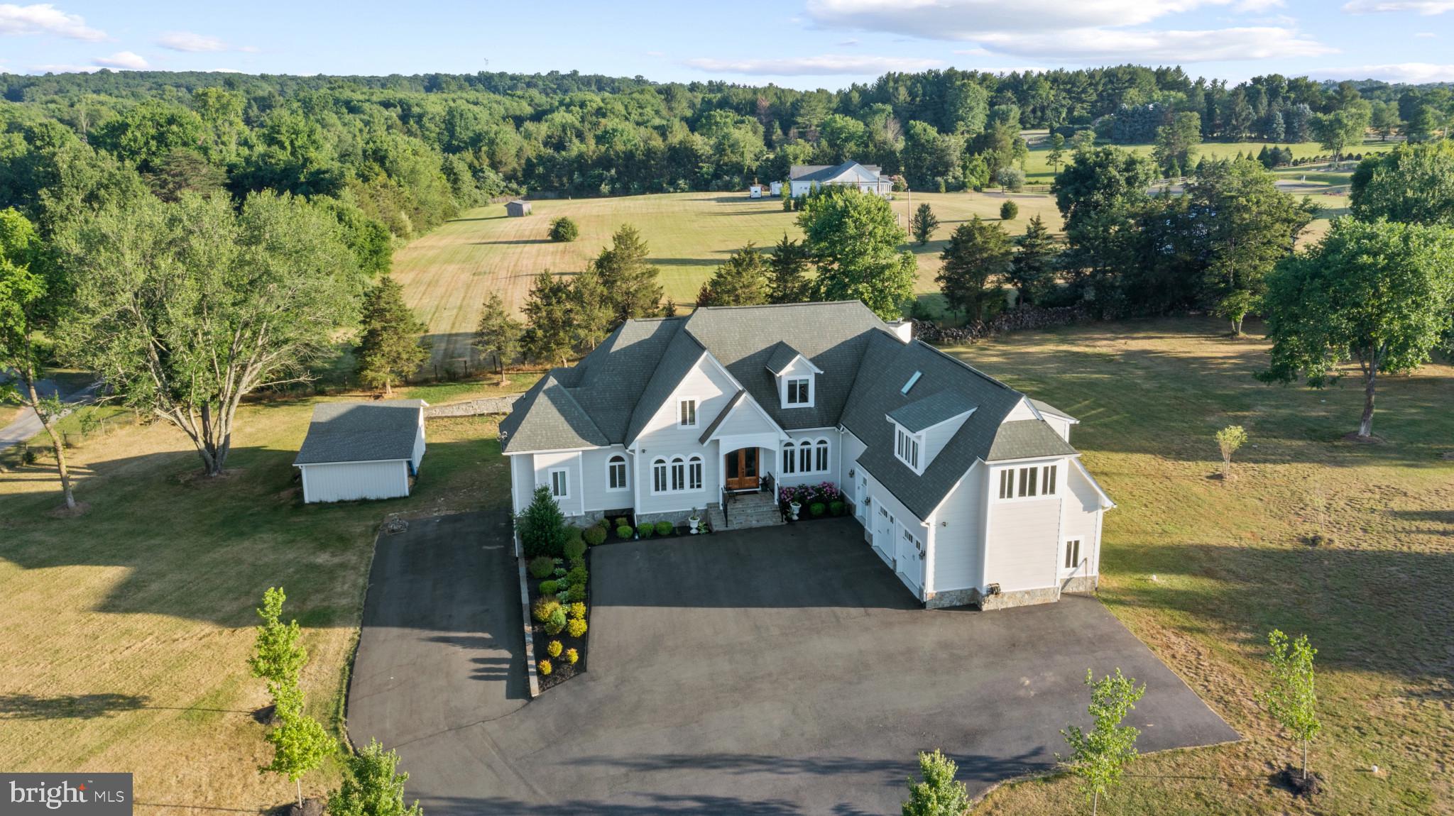 19952 Gleedsville Road Leesburg, VA 20175 - Photo 3 of 127 Gallery Image 3
