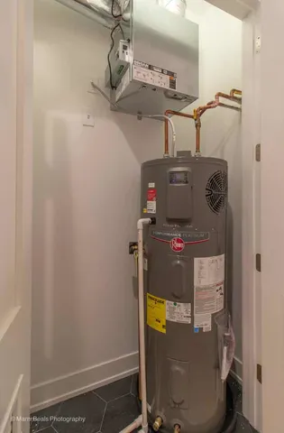 $2,400 | 507 East 60th Street, Unit 1, Chicago, IL 60637